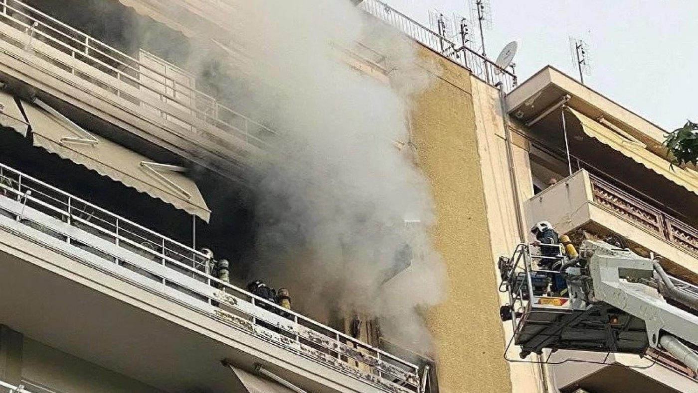 Τουρκία: Πέταξε τα παιδιά της από το παράθυρο για να μην καούν ζωντανά