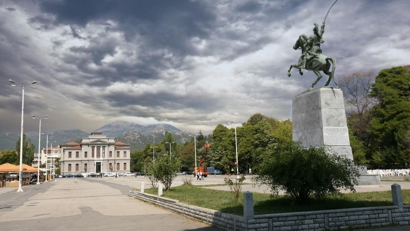 Σκληρό lockdown και.. συναγερμός στην Τρίπολη