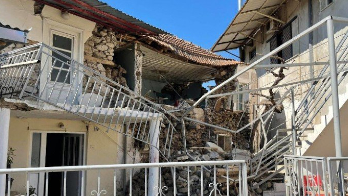 Mετασεισμοί στη Λάρισα -Κατέρρευσαν σπίτια-εκκλησίες, ζημιές σε σχολεία