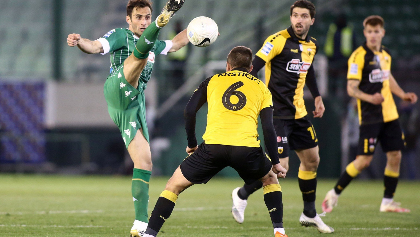 Δεν -Χ-άρηκε κανείς στη Λεωφόρο