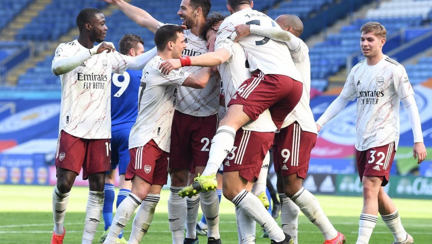 Νίκη με ανατροπή επί της Λέστερ για την Άρσεναλ