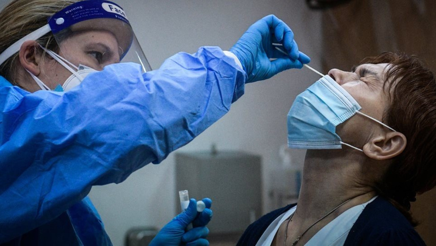 Χτύπησαν πάλι... κόκκινο τα κρούσματα! 2.702 συνολικά, πόσα στη Θεσσαλονίκη