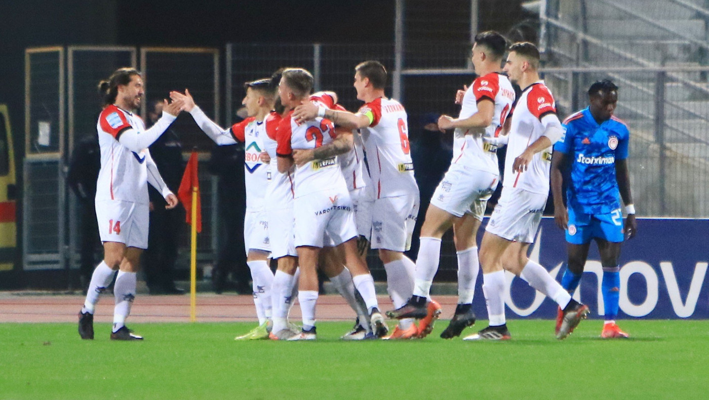 Άστραψε και βρόντηξε ο Βόλος κατά του Ολυμπιακού!