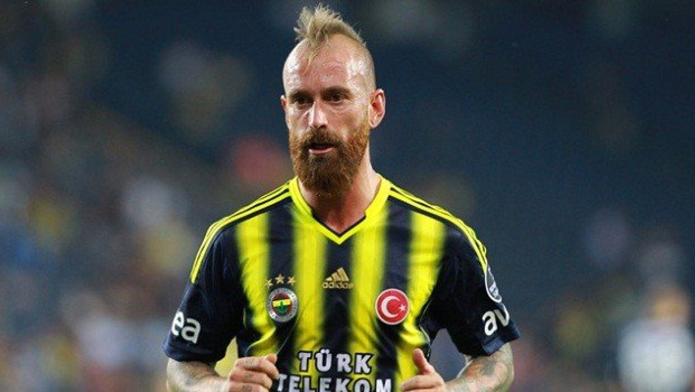 Κοιτάζει Μεϊρέλες η Εβερτον