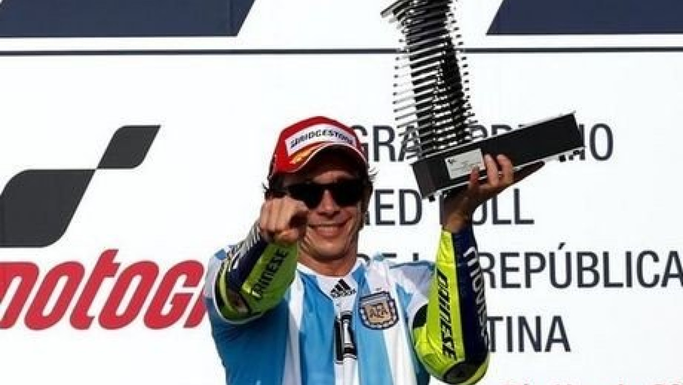 Ντιέγκο ΒΑΛΕΝΤΙΝΟ Αρμάντο - ΡΟΣΙ- Μαραντόνα! 