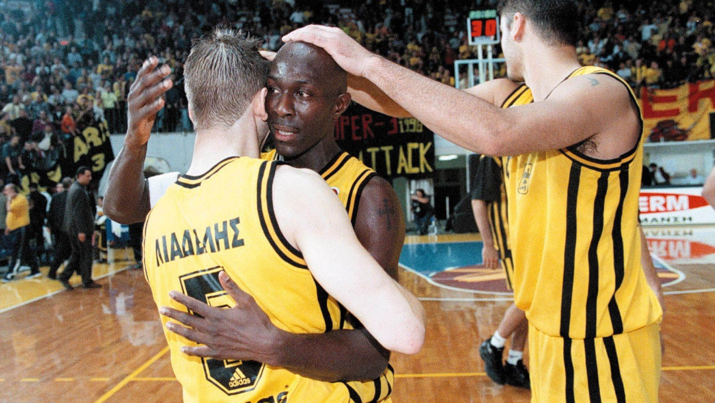 ΠΑΝΑΓΙΩΤΗΣ ΛΙΑΔΕΛΗΣ: “Ο Αρης είναι στην καρδιά μου”