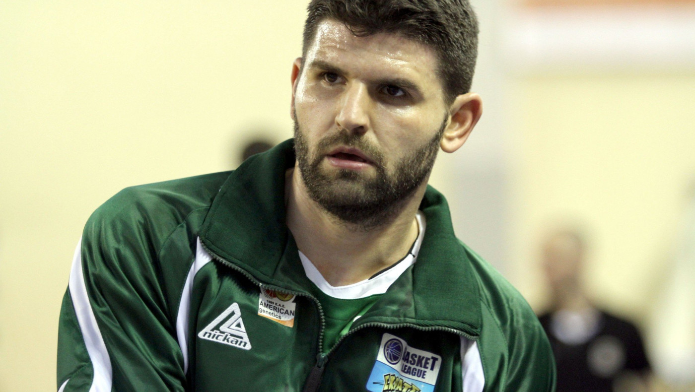 ΜΑΝΩΛΗΣ ΠΑΠΑΜΑΚΑΡΙΟΣ: Ενας προπονητής μέσα στο γήπεδο