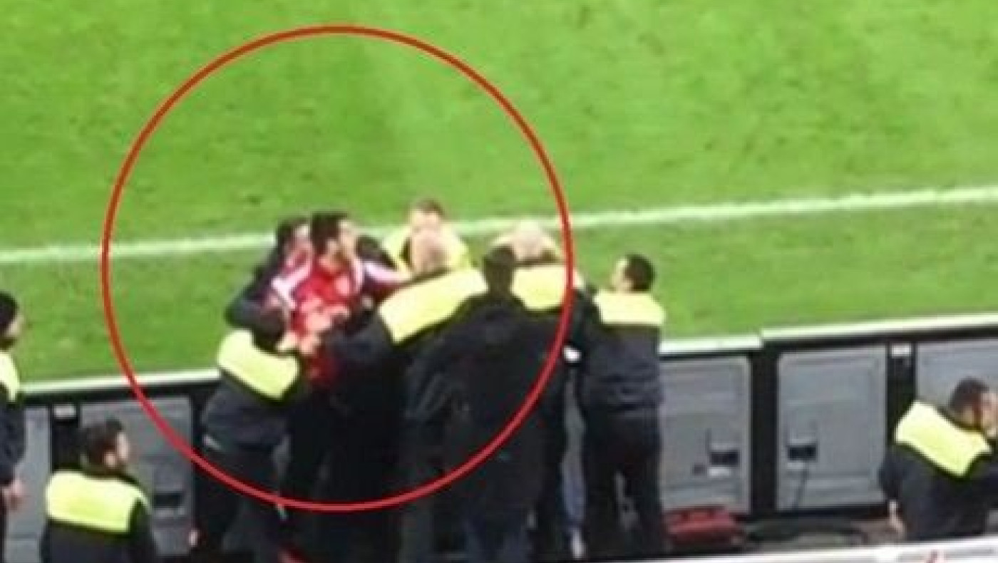 Γρονθοκόπησε σεκιούριτι ο Σπάχιτς! (video)