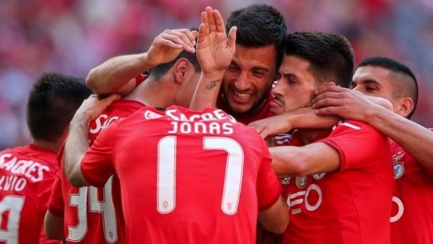 Περίπατος για Μπενφίκα