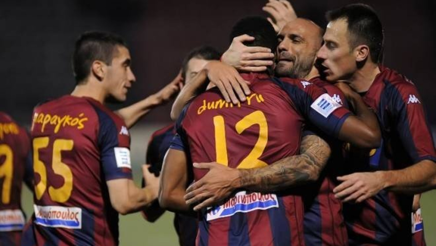 Χωρίς τρεις με Αστέρα