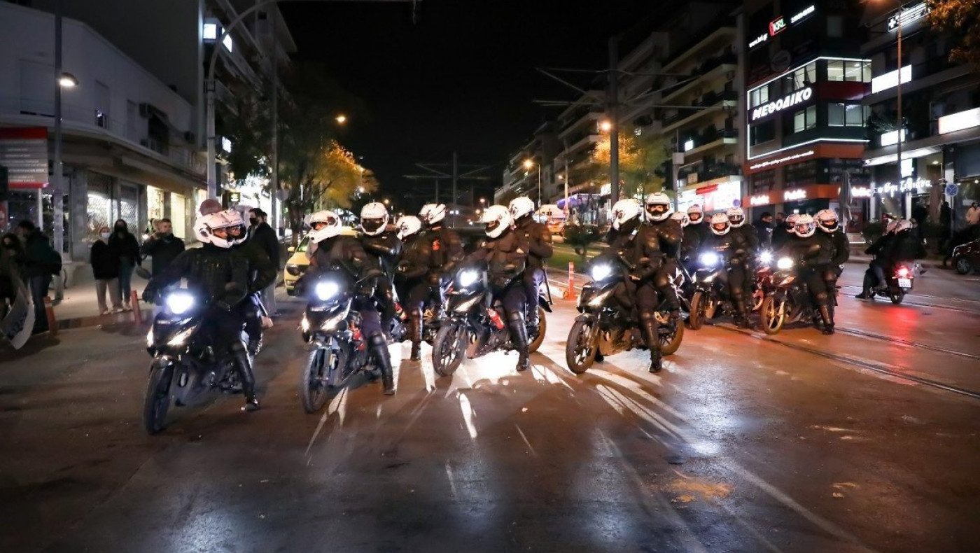 «Πάμε να τους σκοτώσουμε» φώναζε αστυνομικός