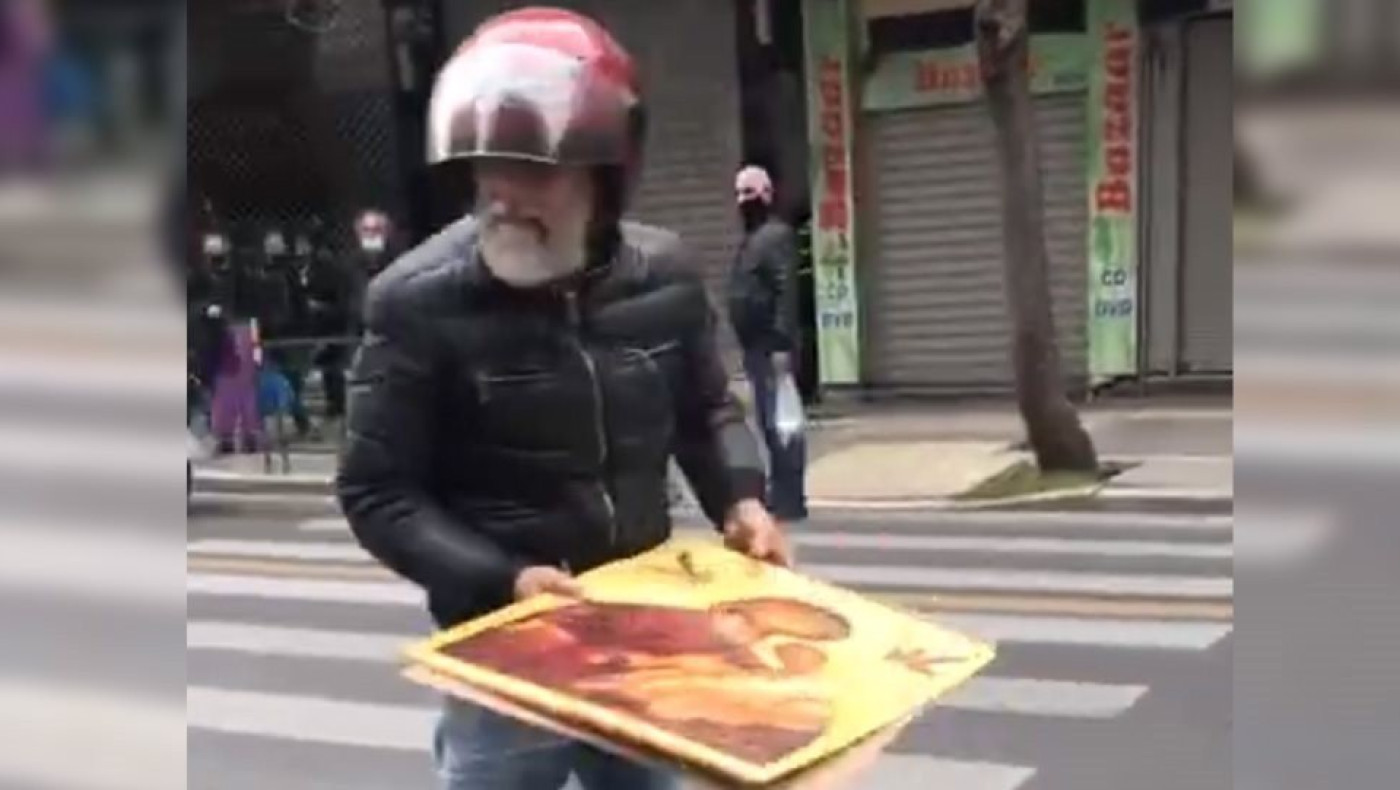 Βεβήλωσαν εικόνα της Παναγίας στη χθεσινή συγκέντρωση για τον Κουφοντίνα στην Αθήνα