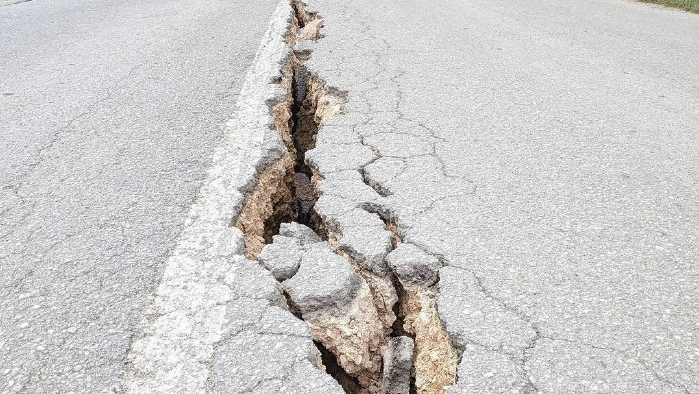 SOS Τσελέντη για τσουνάμι - «Απομακρυνθείτε από τις παραλίες»