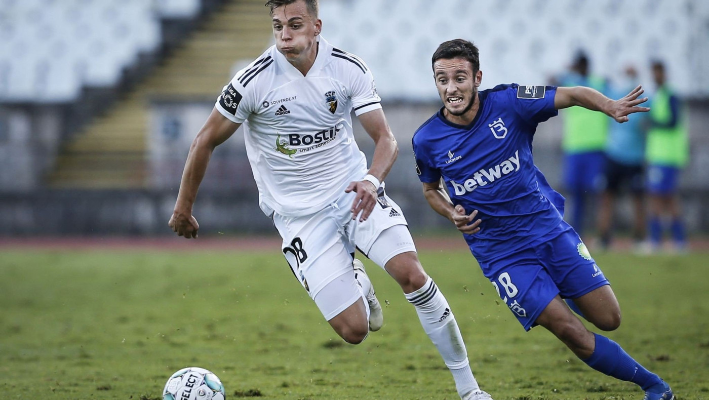 LIRA 100: Προέρχονται από 14 σερί G/G & over!