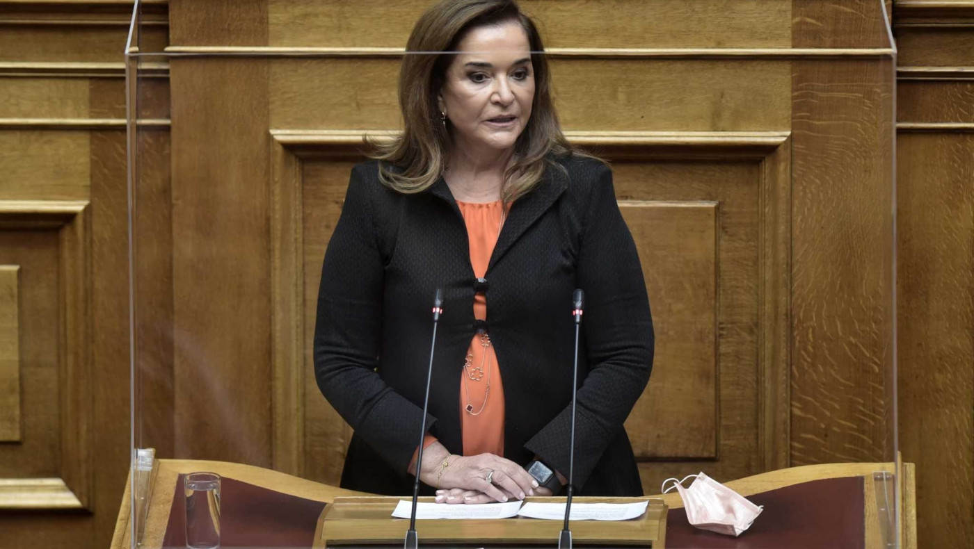 Μπακογιάννη: Όχημα της ασφάλειάς μου ενεπλάκη σε τροχαίο δυστύχημα