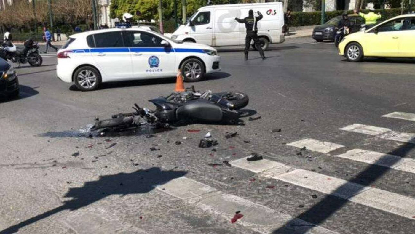 Εκτός τροχαίας ο τροχονόμος που μίλησε απρεπώς σε ντελιβερά!