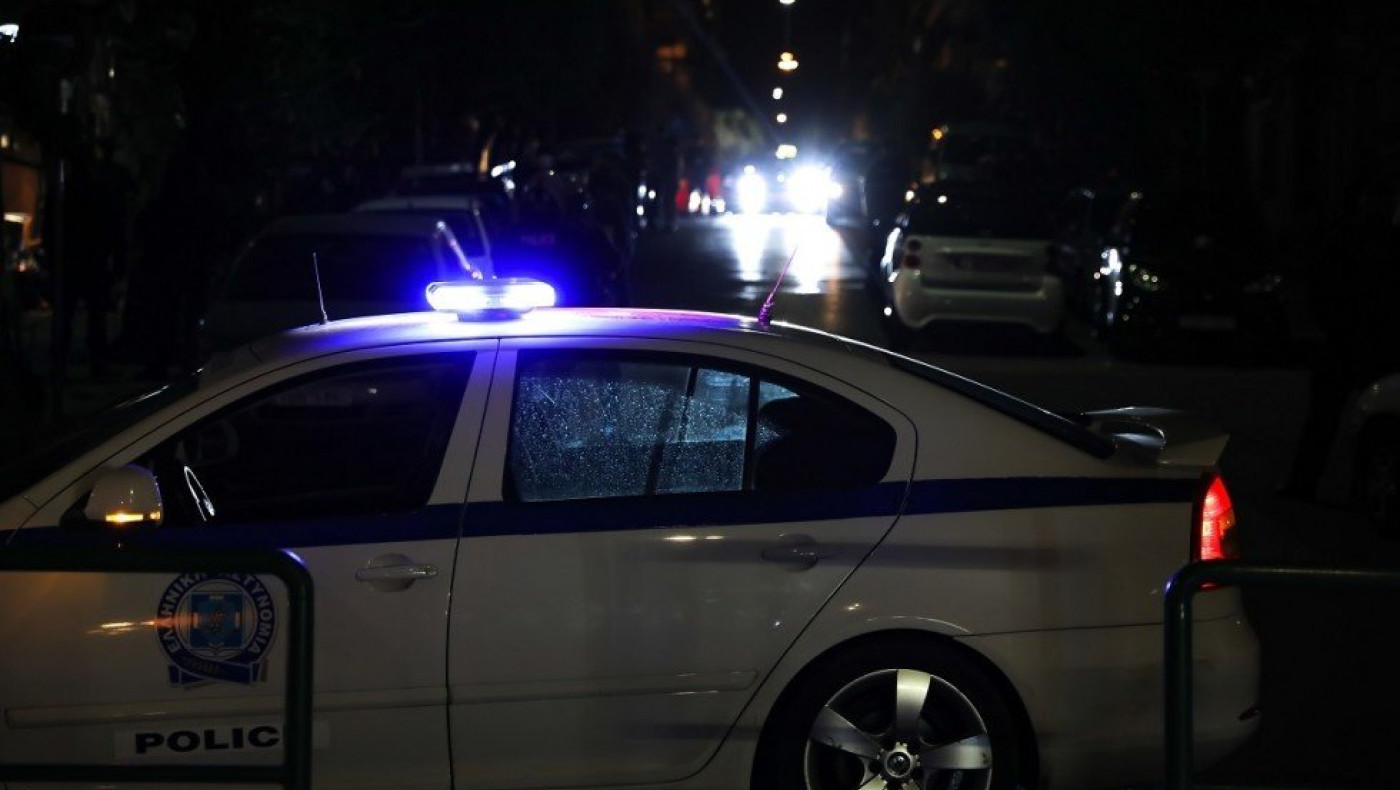 Τούμπα: Ληστεία σε κατάστημα ψιλικών με λεία... χρηματοκιβώτιο!