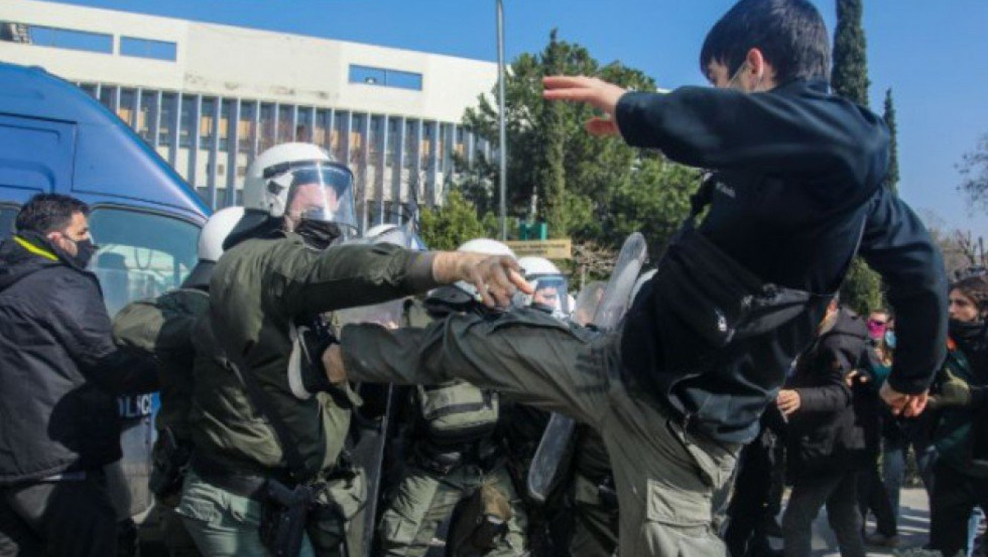 Βουλευτής καταγγέλει καθηγητές του ΑΠΘ: Μαζεύουν χρήματα για συλληφθέντες