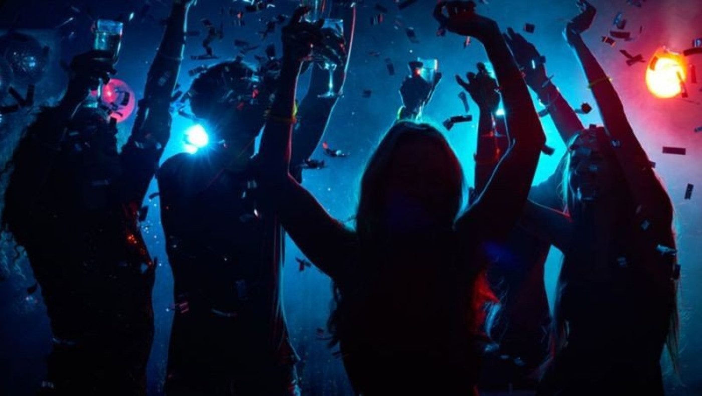 Θεσσαλονίκη: Εκτός ορίων κορωνοπάρτι με 52 αλλοδαπούς φοιτητές στην Τούμπα