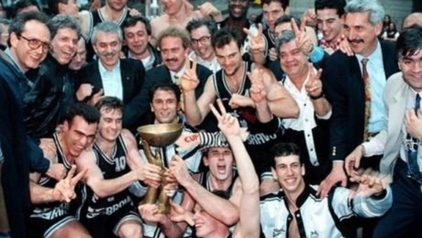 Πίσω από τη βιτρίνα της Γενεύης…