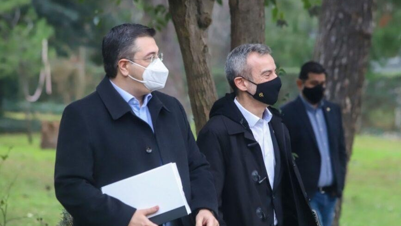 Ζέρβας, Τζιτζικώστας «αποχαιρέτησαν» τον Μπόρις Μουζενίδη