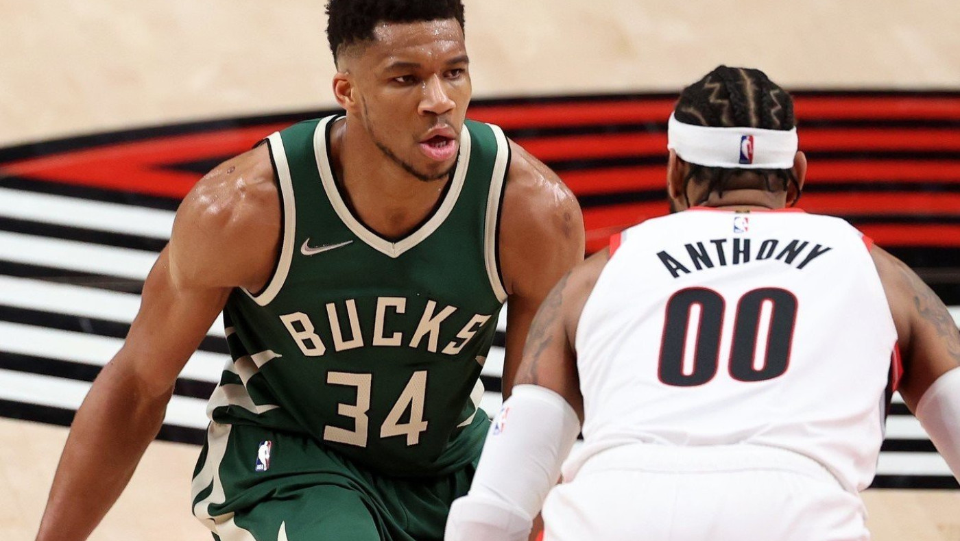 Γιάννης από άλλον πλανήτη, διέλυσε τους Μπλέιζερς