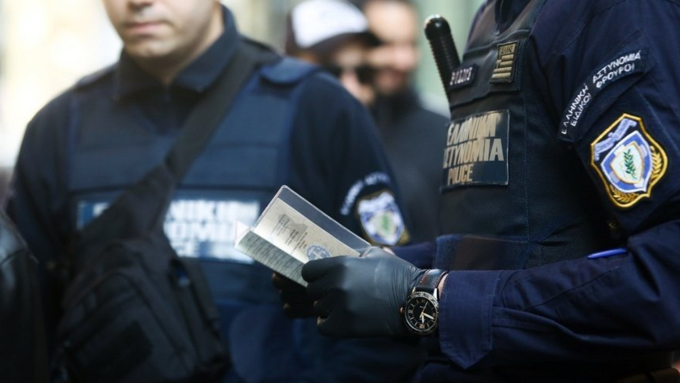 Έφοδος σε οίκους ανοχής - Επ’ αυτοφώρω επαγγελματίες και πελάτες!