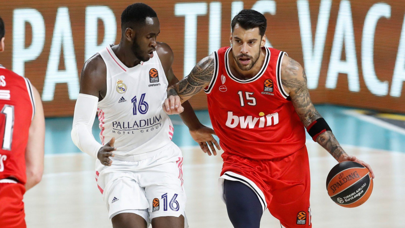 Γιώργος Πρίντεζης: «Το ταξίδι δεν τελειώνει εδώ, κρατήστε ψηλά το κεφάλι»