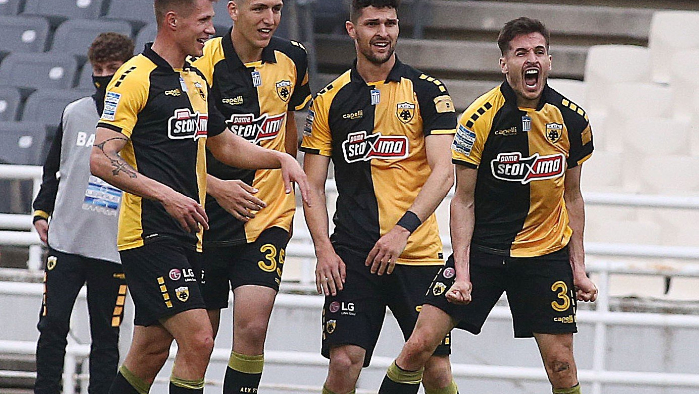 3-1 η ΑΕΚ τον Αστέρα, παρέμεινε στο κατόπι του Αρη