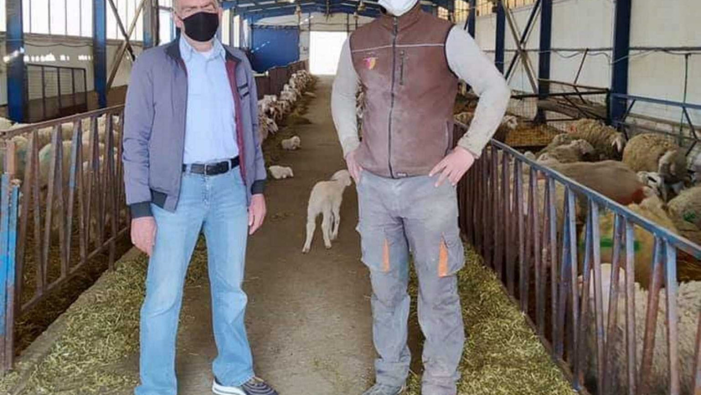 Από άστεγος στους δρόμους της Αθήνας, κτηνοτρόφος στην Κοζάνη