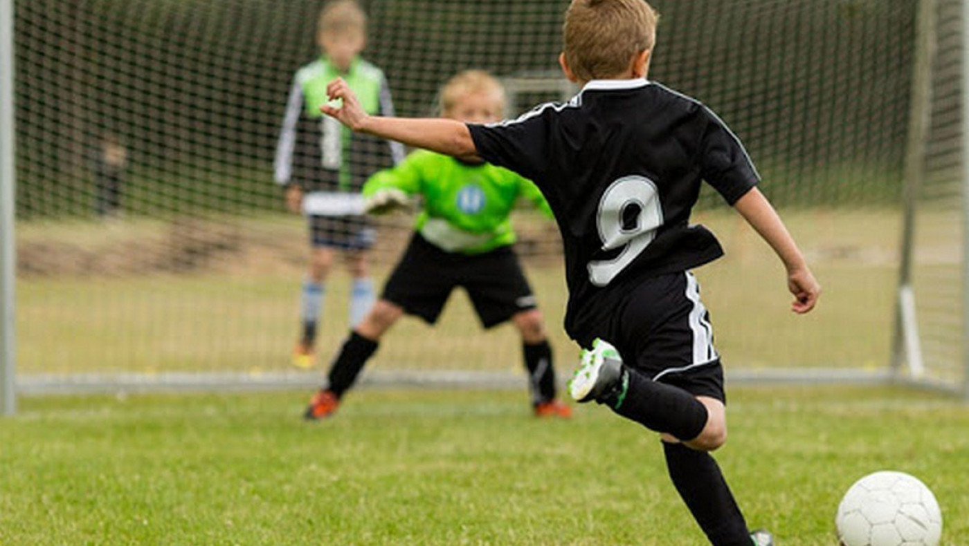 Σοκ στον Βόλο: Φροντιστής ακαδημιών έστελνε γυμνές φωτογραφίες σε ανήλικους αθλητές