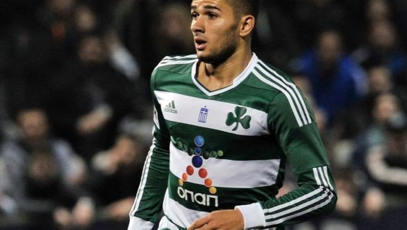 Περιμένει Νιουκάστλ για Αμπέντ