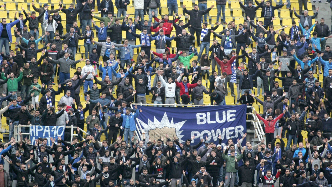 Γίνονται «καπνός» τα εισιτήρια