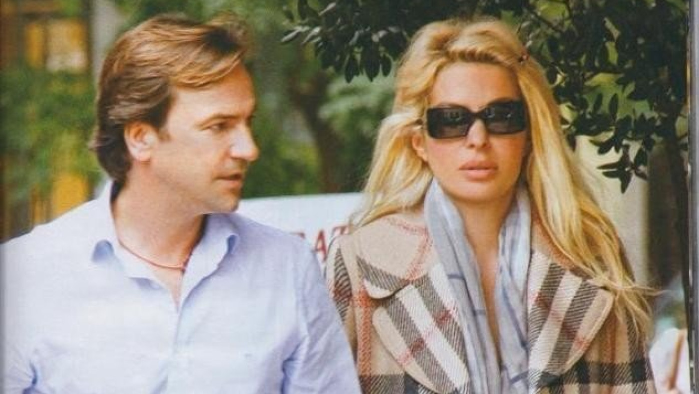 «Είναι γεγονός. Αρραβώνιασα την Ελένη Μενεγάκη και τον Μάκη Παντζόπουλο»