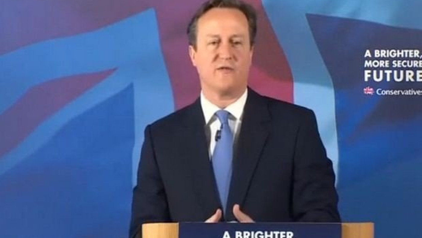 Μπέρδεψε την ομάδα που υποστηρίζει ο Κάμερον! (video)