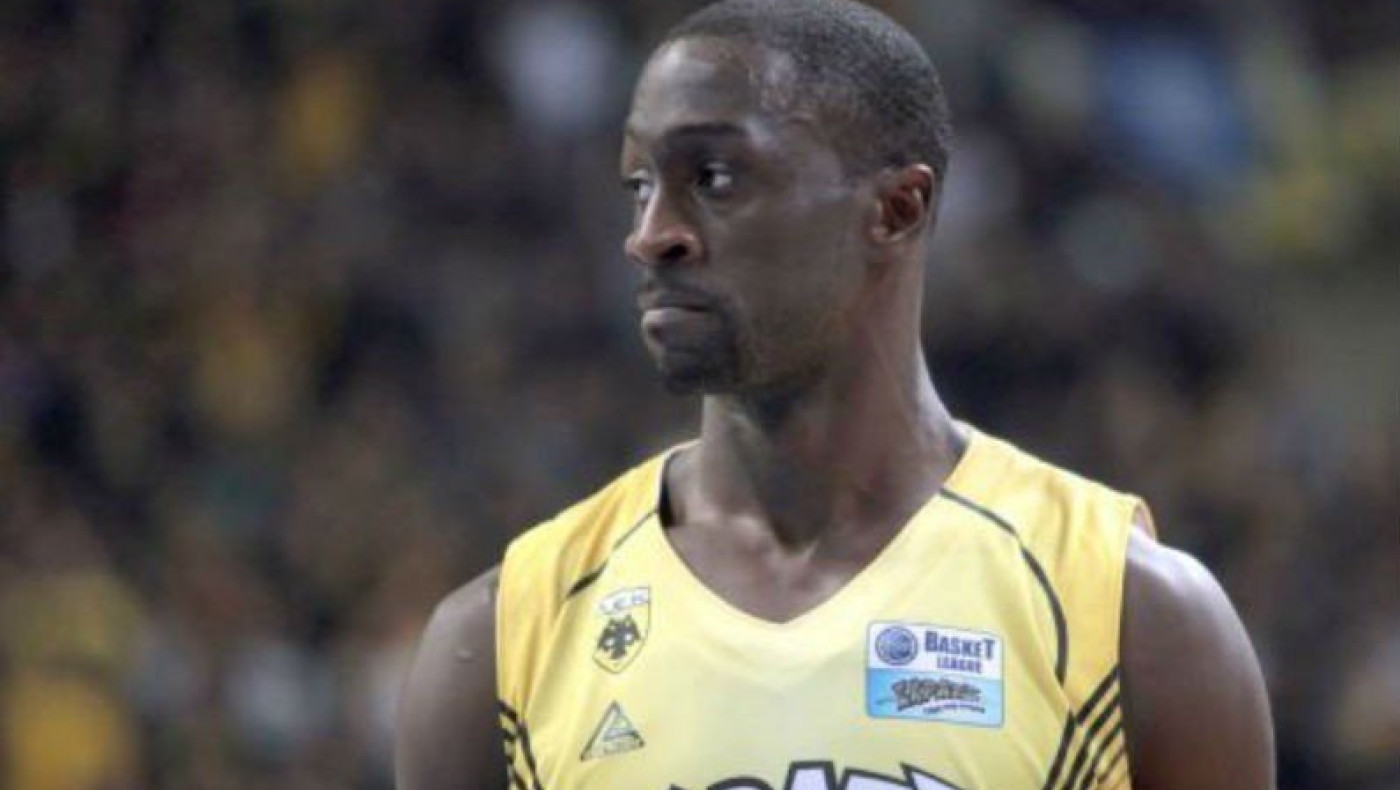 Στο νοσοκομείο ο Μπονσού