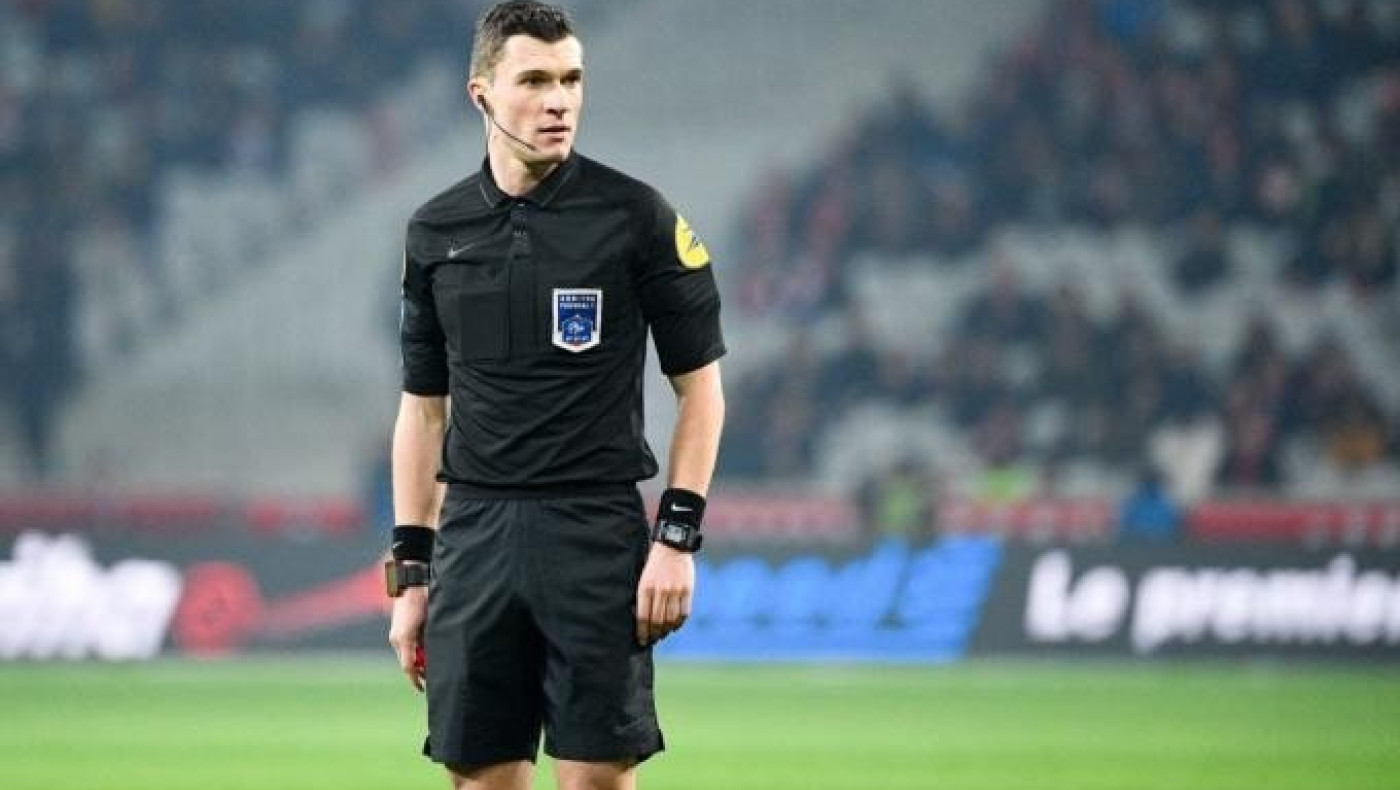 Ποιον κοροϊδεύει ο Κλάτενμπεργκ; Άπειροι διαιτητές και... Σιδηρόπουλος στο Φάληρο