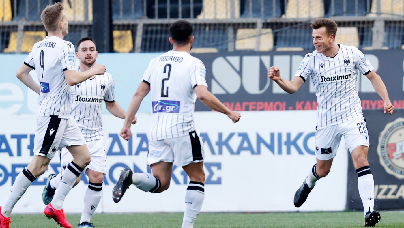 Η πώρωση στα αποδυτήρια, το σύνθημα και το ξέσπασμα του Πάμπλο και των παικτών του