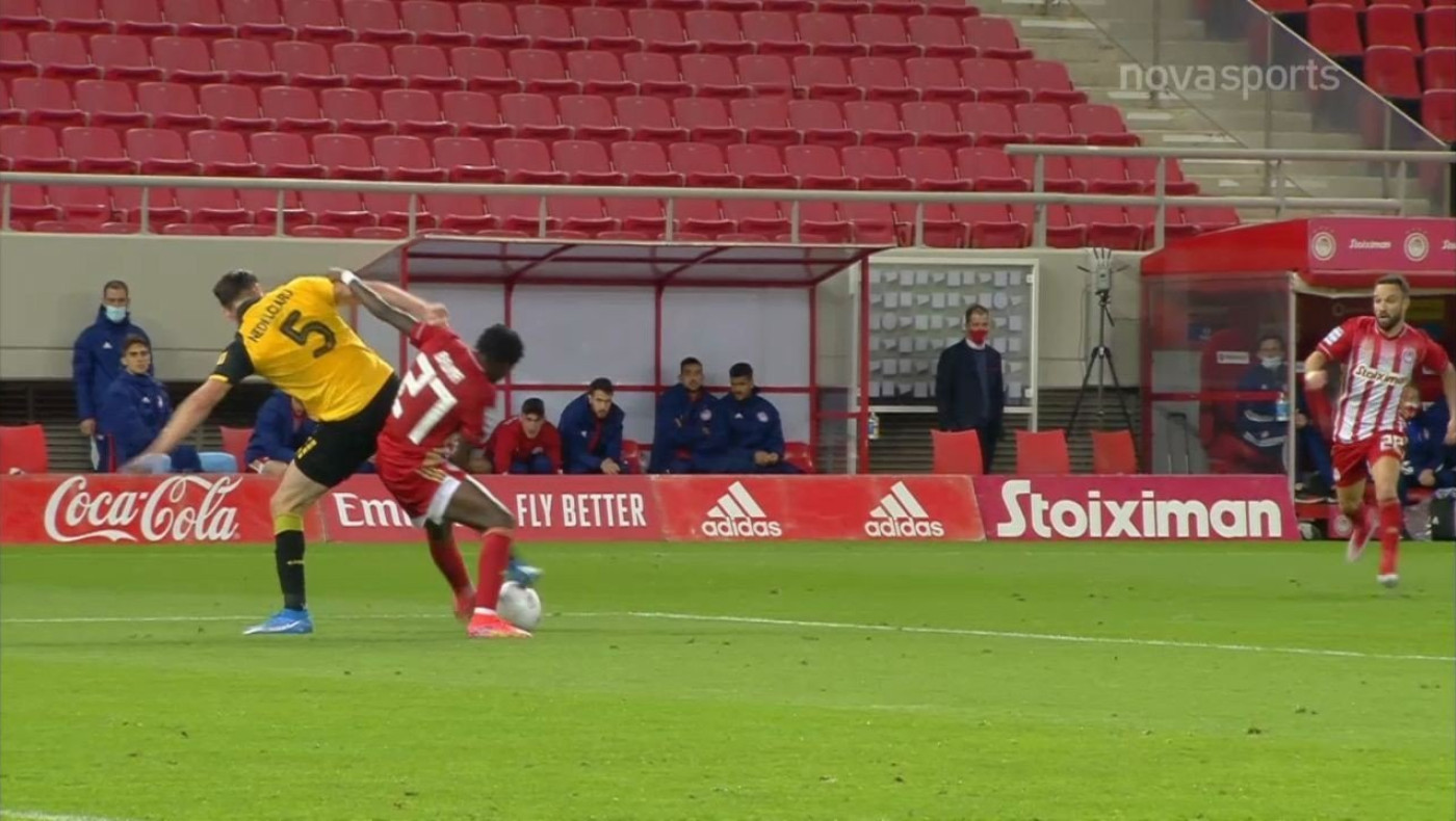 Ο Μπρούμα έδωσε τη λύση για τον Ολυμπιακό στο ντέρμπι με την ΑΕΚ