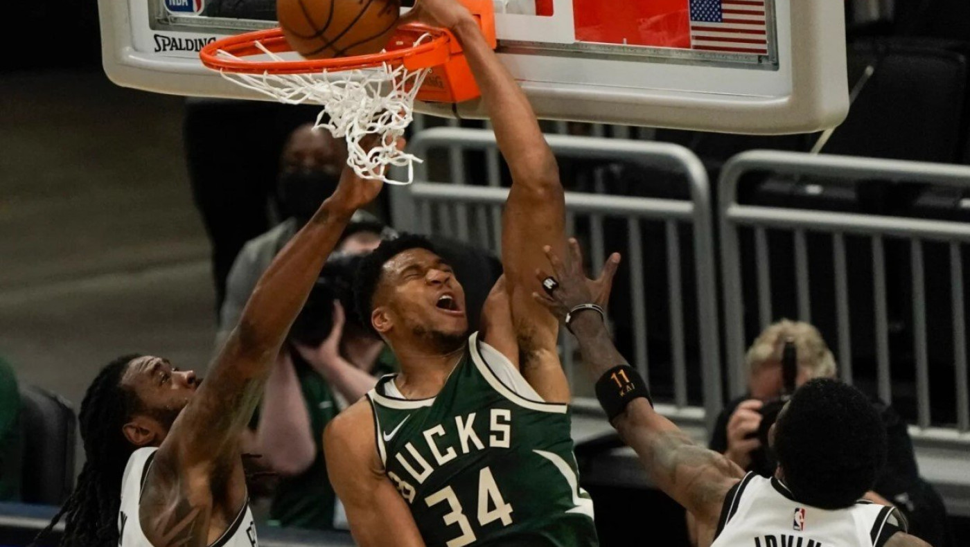 Αντετοκούνμπο: «Δεν με ενδιαφέρουν οι 49 πόντοι...»