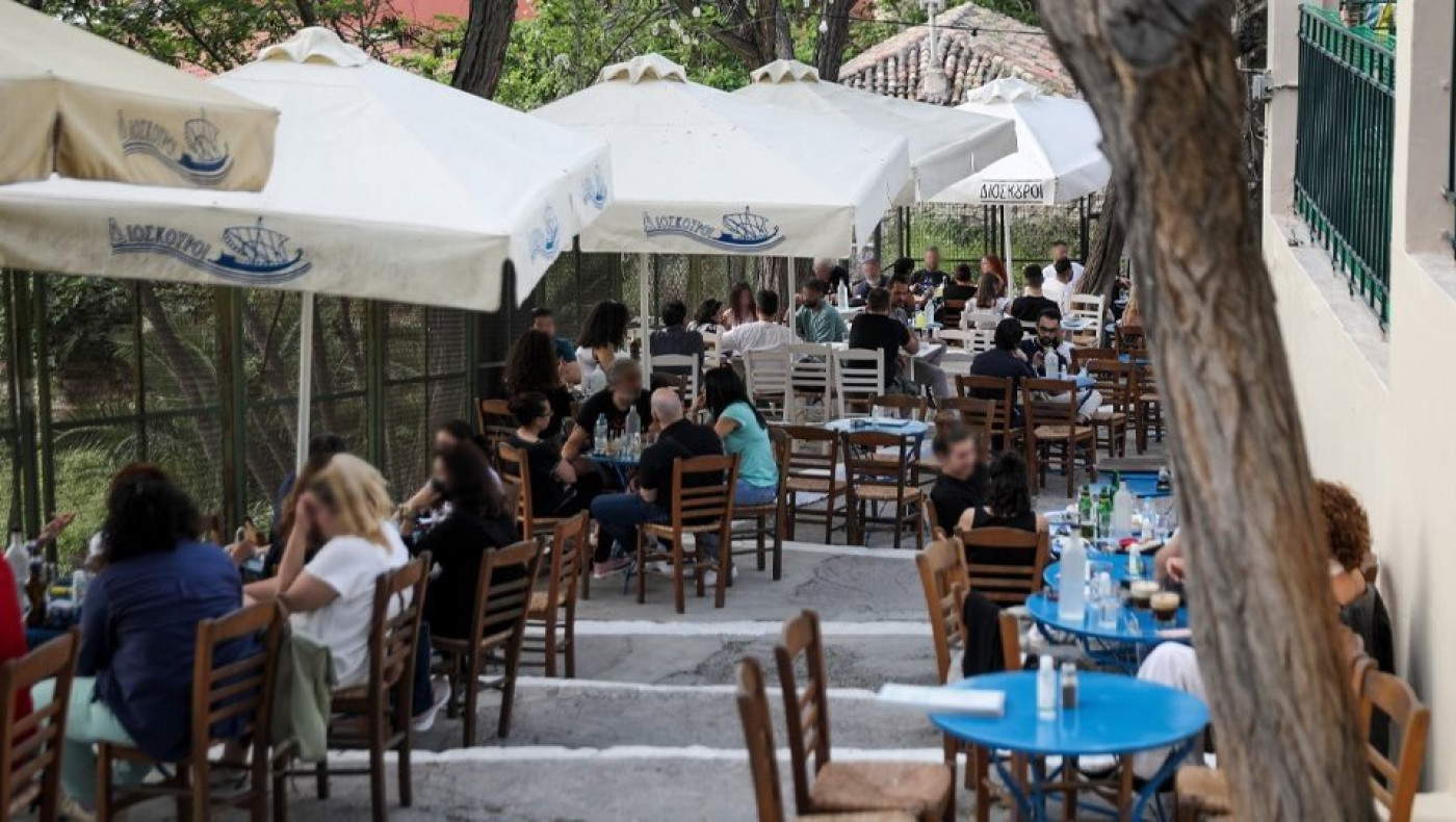 Lockdown: Τα επόμενα βήματα στη λειτουργία της εστίασης – Ποια μέτρα θα αρθούν και πότε