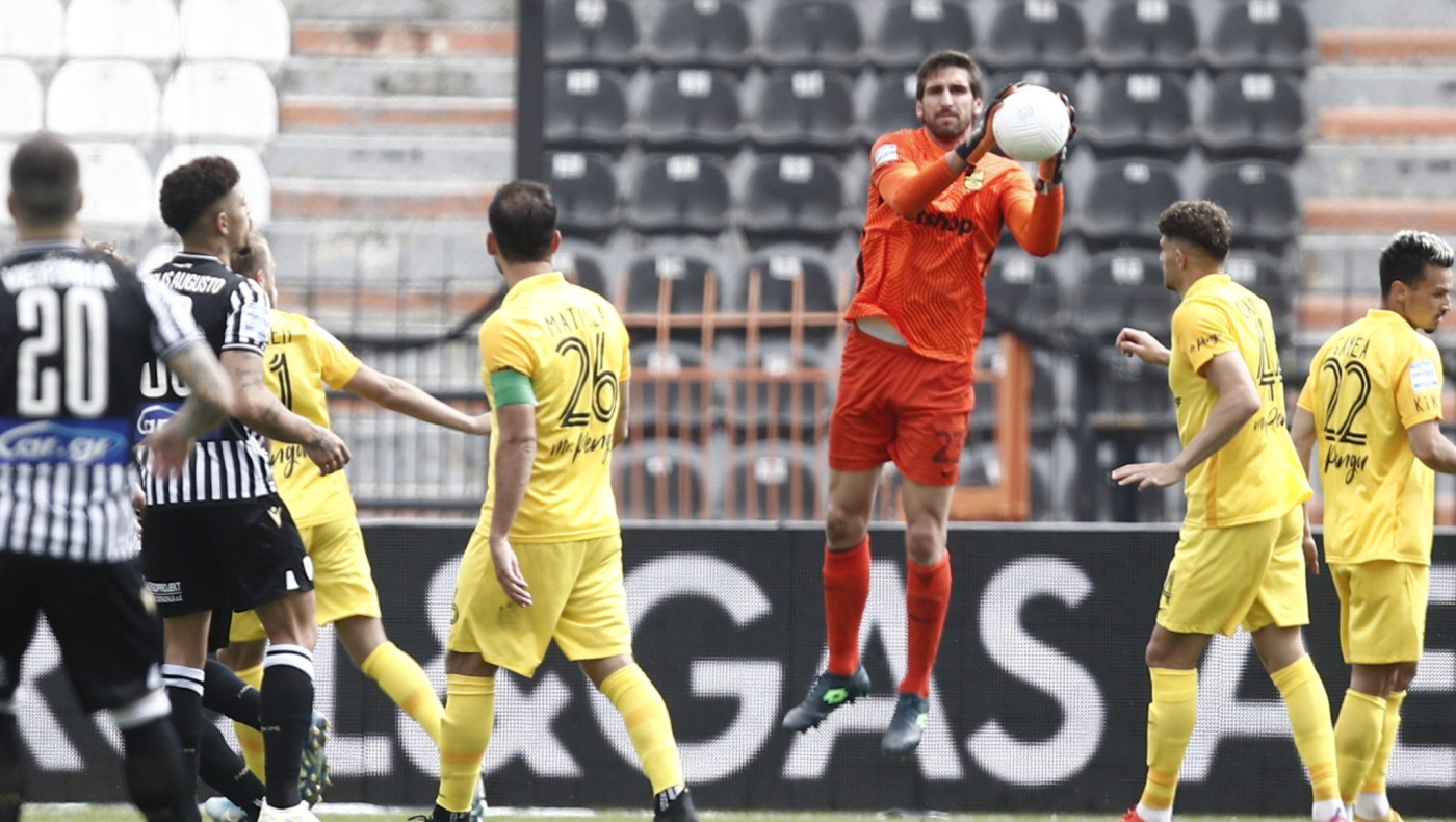 Άρης: Καθιερώνεται στο «μέσα» και βγαίνει προς τα... έξω