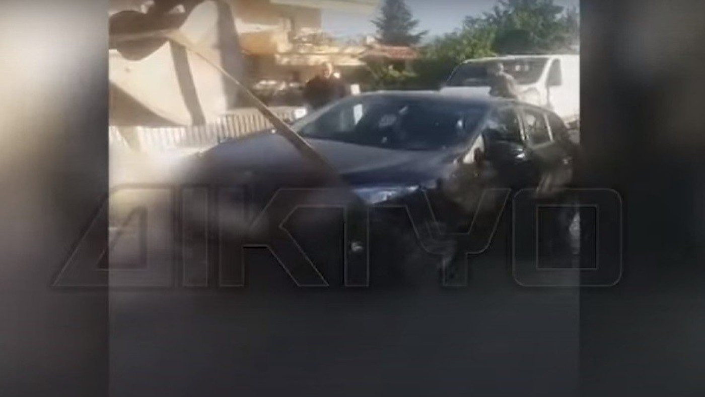 Ασύλληπτο: Υποχώρησε άσφαλτος στις Σέρρες και «ρούφηξε»… ολόκληρο αυτοκίνητο!