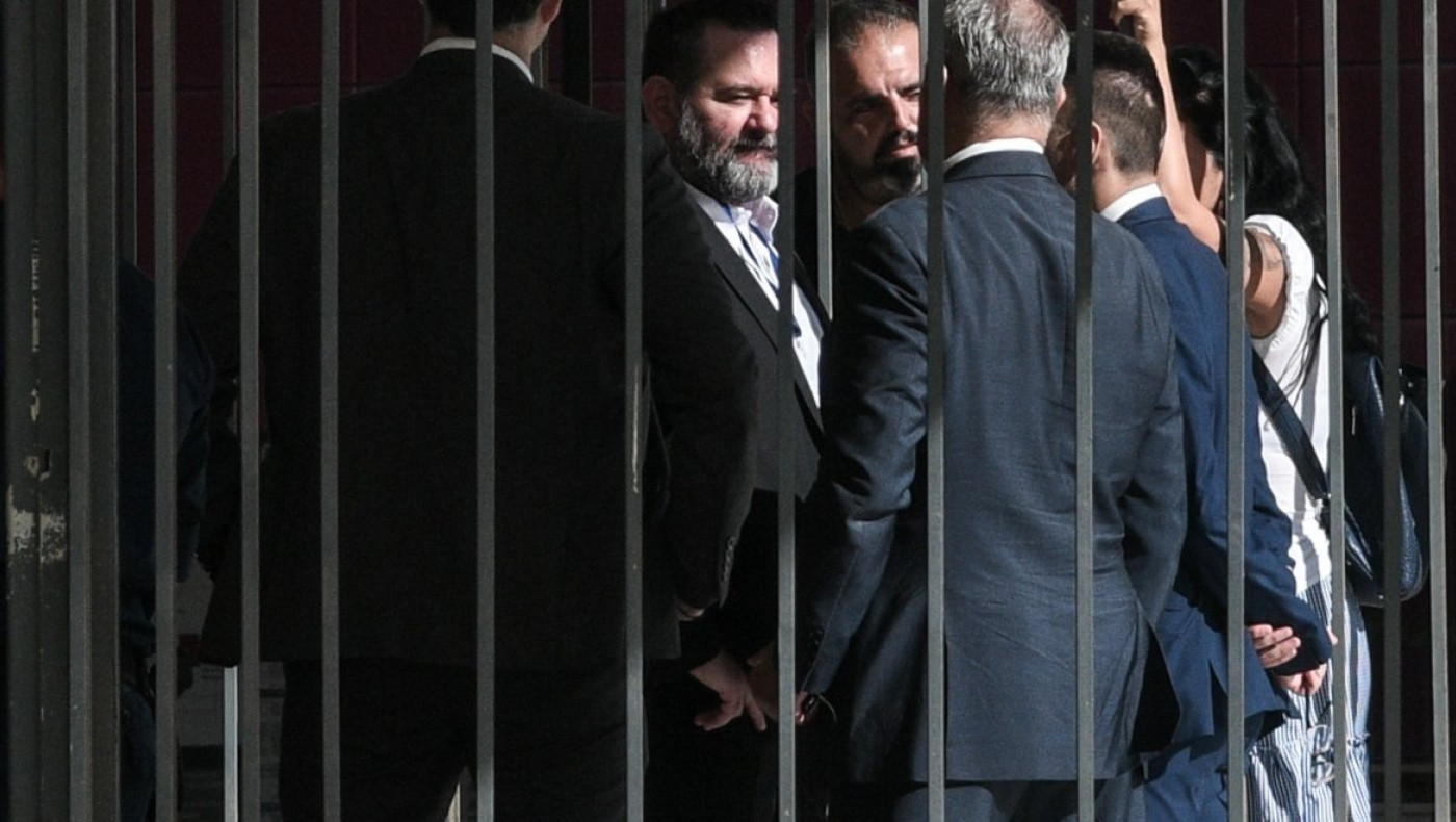 Στην Αθήνα φρουρούμενος ο Γ. Λαγός – Οδηγείται στον εισαγγελέα