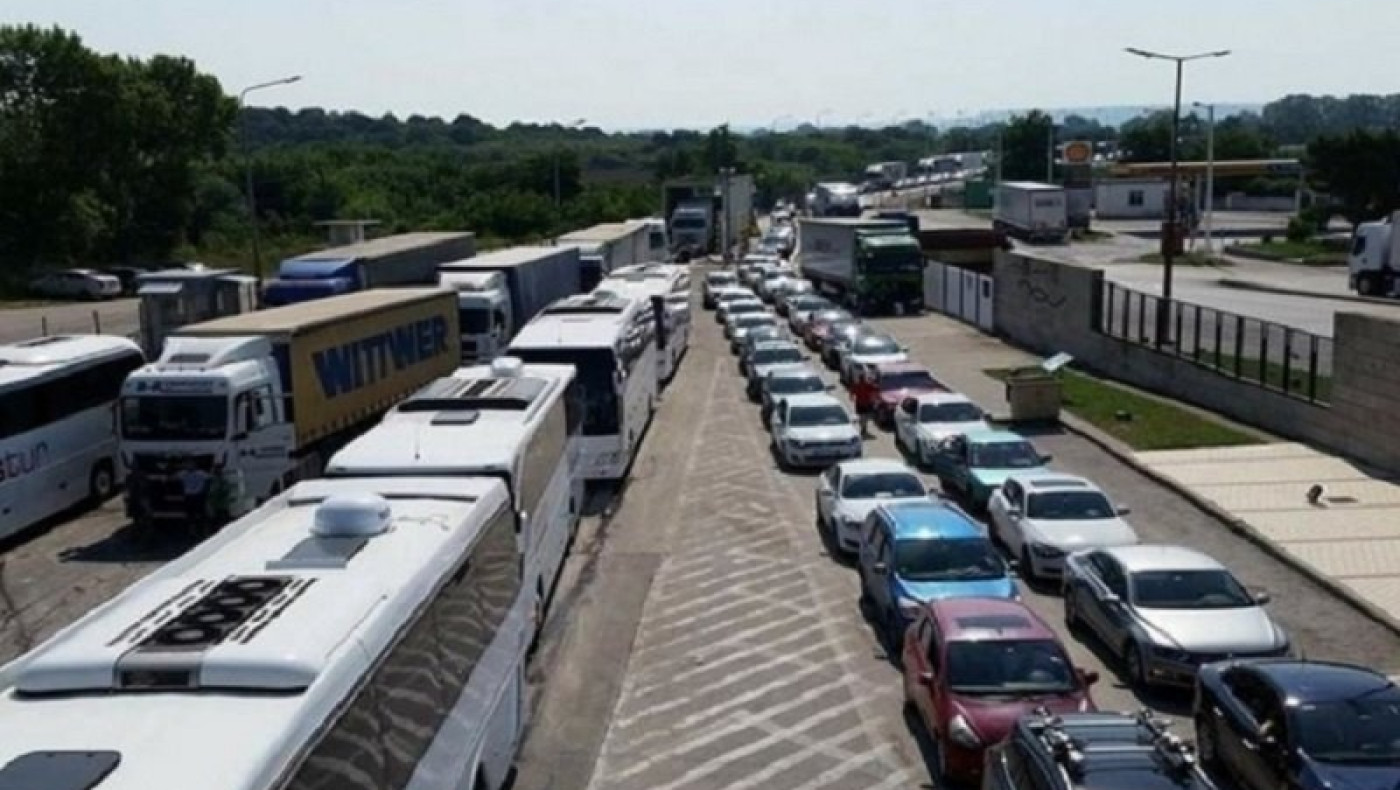 Έβρος: Ουρές στα σύνορα Ορμενίου που άνοιξαν με 24ωρη λειτουργία