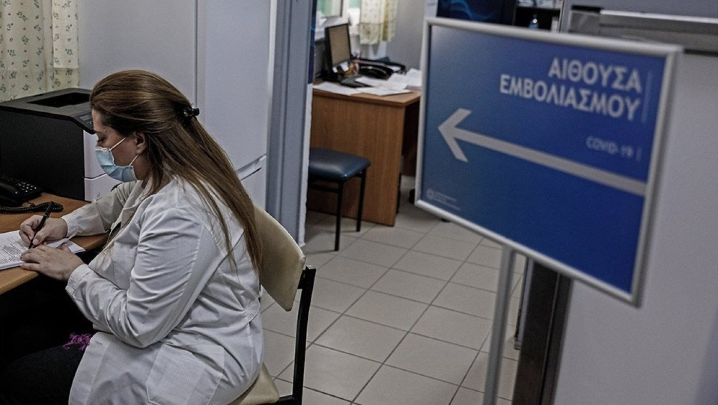 Εμβόλια: Έρχονται εμβολιασμοί και για τους άνω των 16 ετών
