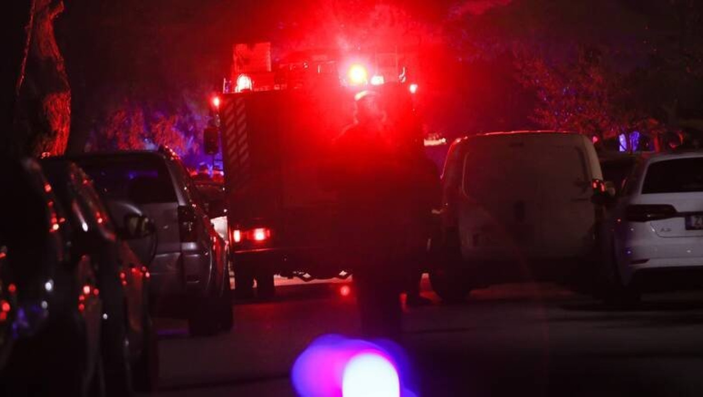 Εμπρηστική επίθεση σε δύο καταστήματα της συζύγου του Νίκου Χαρδαλιά