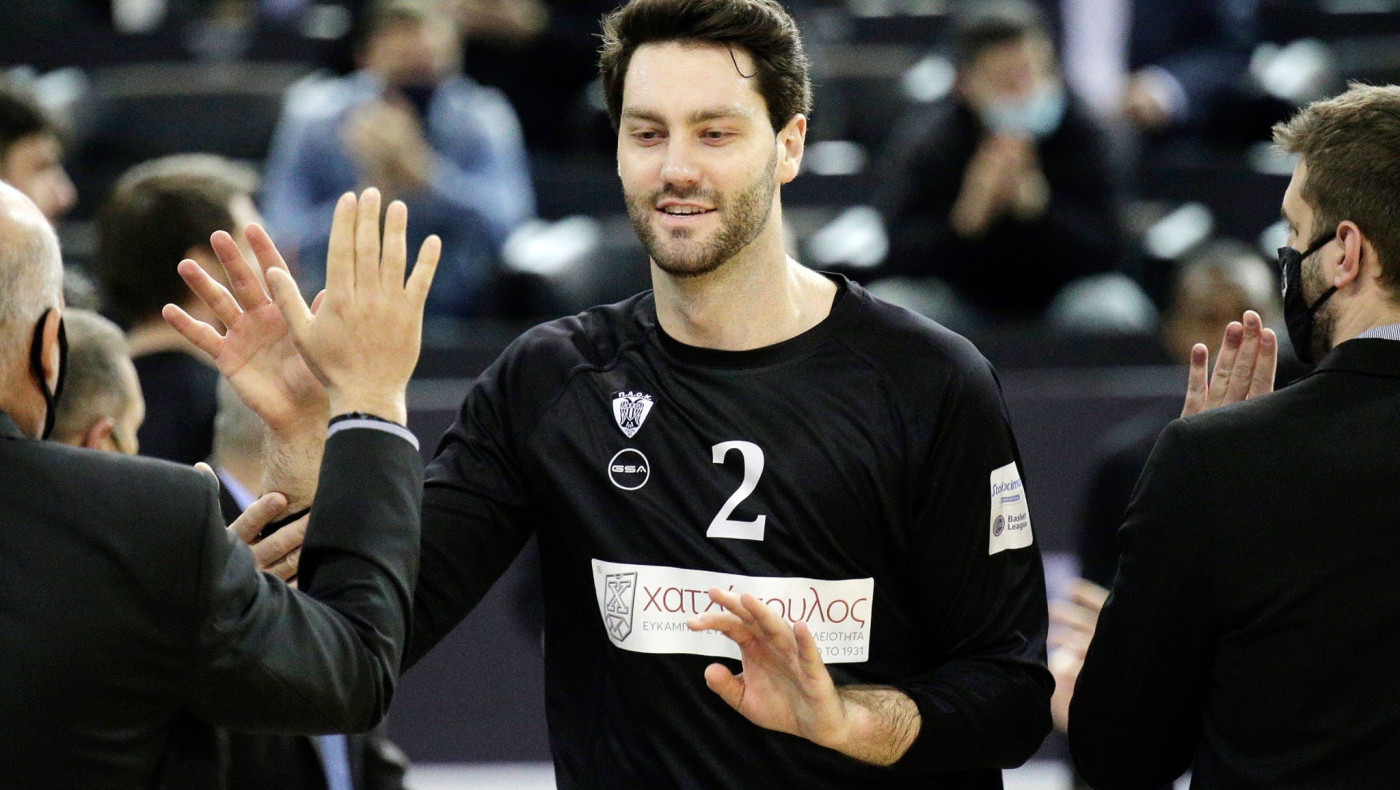 Απίστευτος Μπιτς! Έκανε πρόταση γάμου σε αγώνα... γκολφ