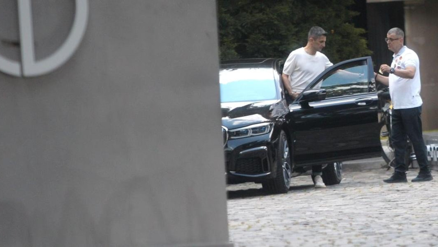 Ο Λουτσέσκου, το φιλοδώρημα στον παρκαδόρο και το γεύμα