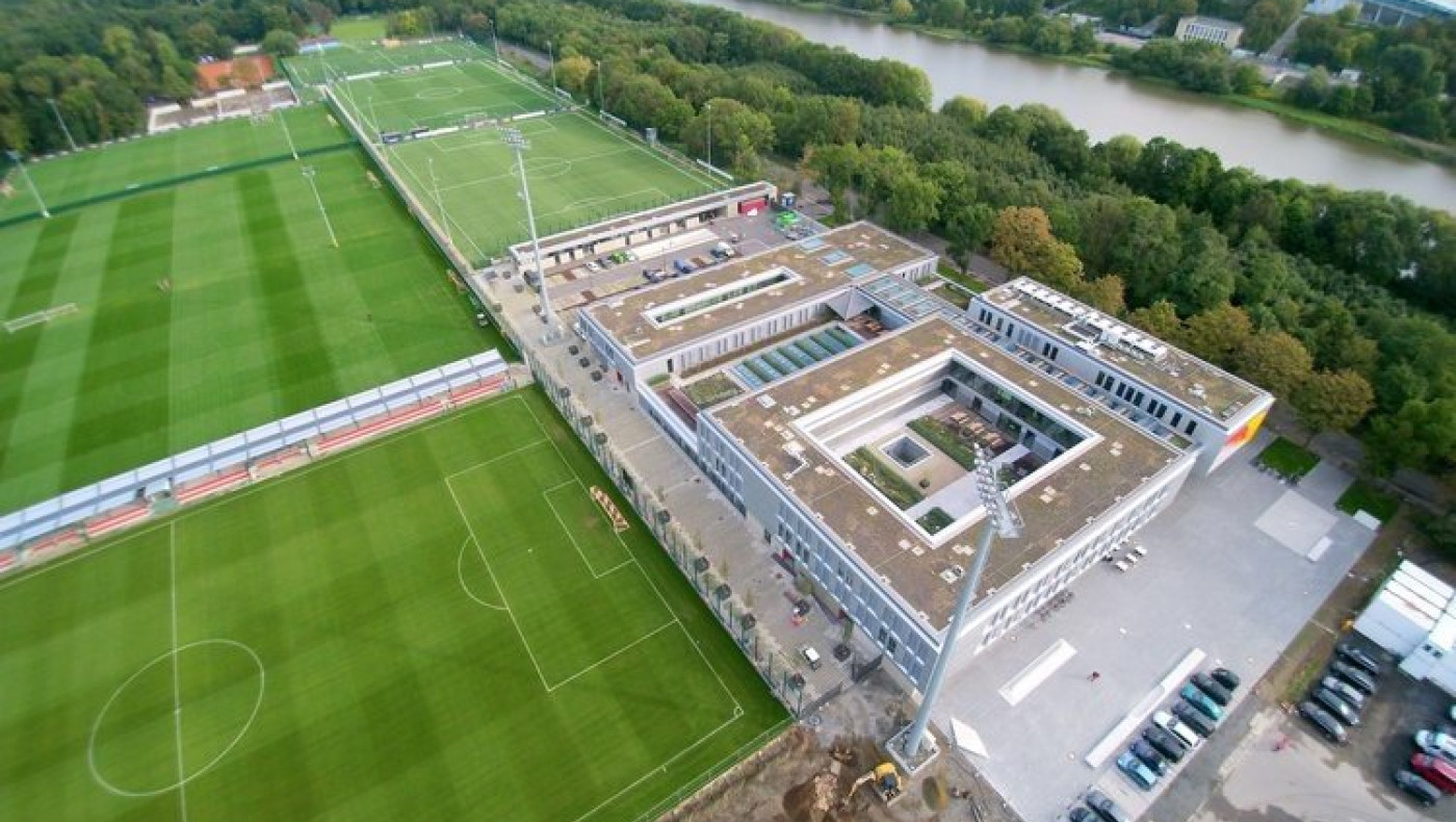 Μαραγκοζίδης: «Ότι πιο μοντέρνο υπάρχει στο ποδόσφαιρο, βρίσκεται στην ακαδημία της Σάλτσμπουργκ και της Λειψίας»